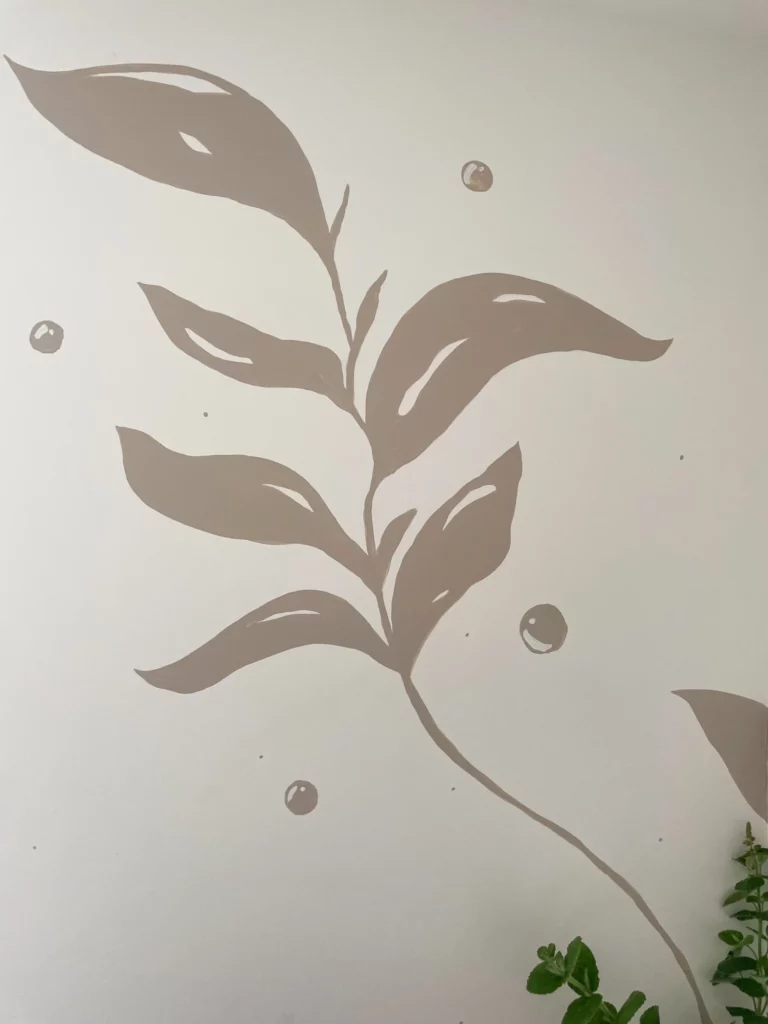 Fresque murale végétale peinte à la main